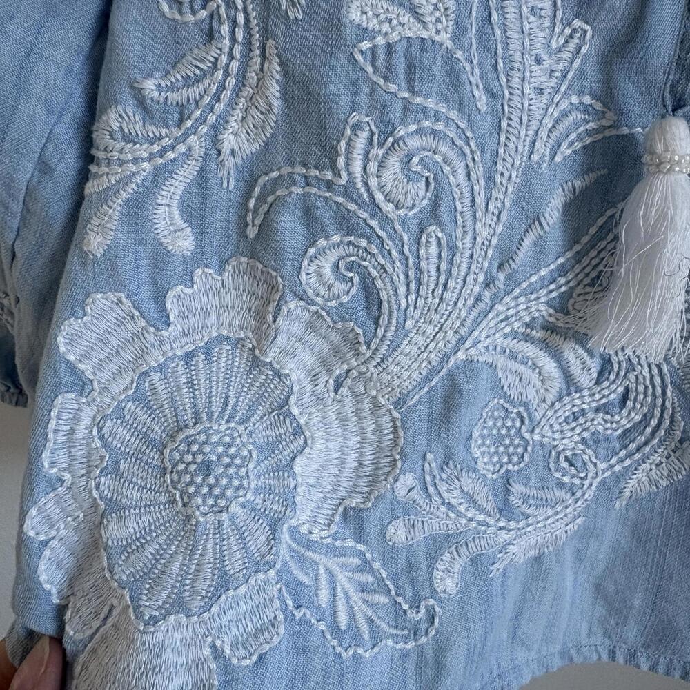 Soft Surroundings | Women’s Long Sleeve Chambray Embroidered Tassel Top Size M - Picture 3 of 5